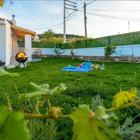 Tradition Trifft Moderne ! Entdecken Sie Dorfleben Auf Einem Anwesen Mit Zwei Modernen Bungalows * Urla